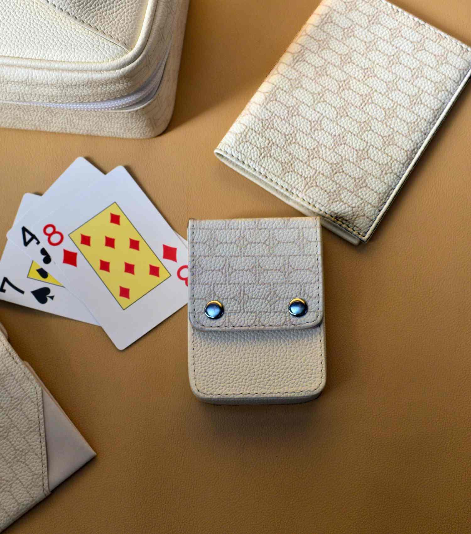 Paolo Playing card case - Elvy Lifestyle