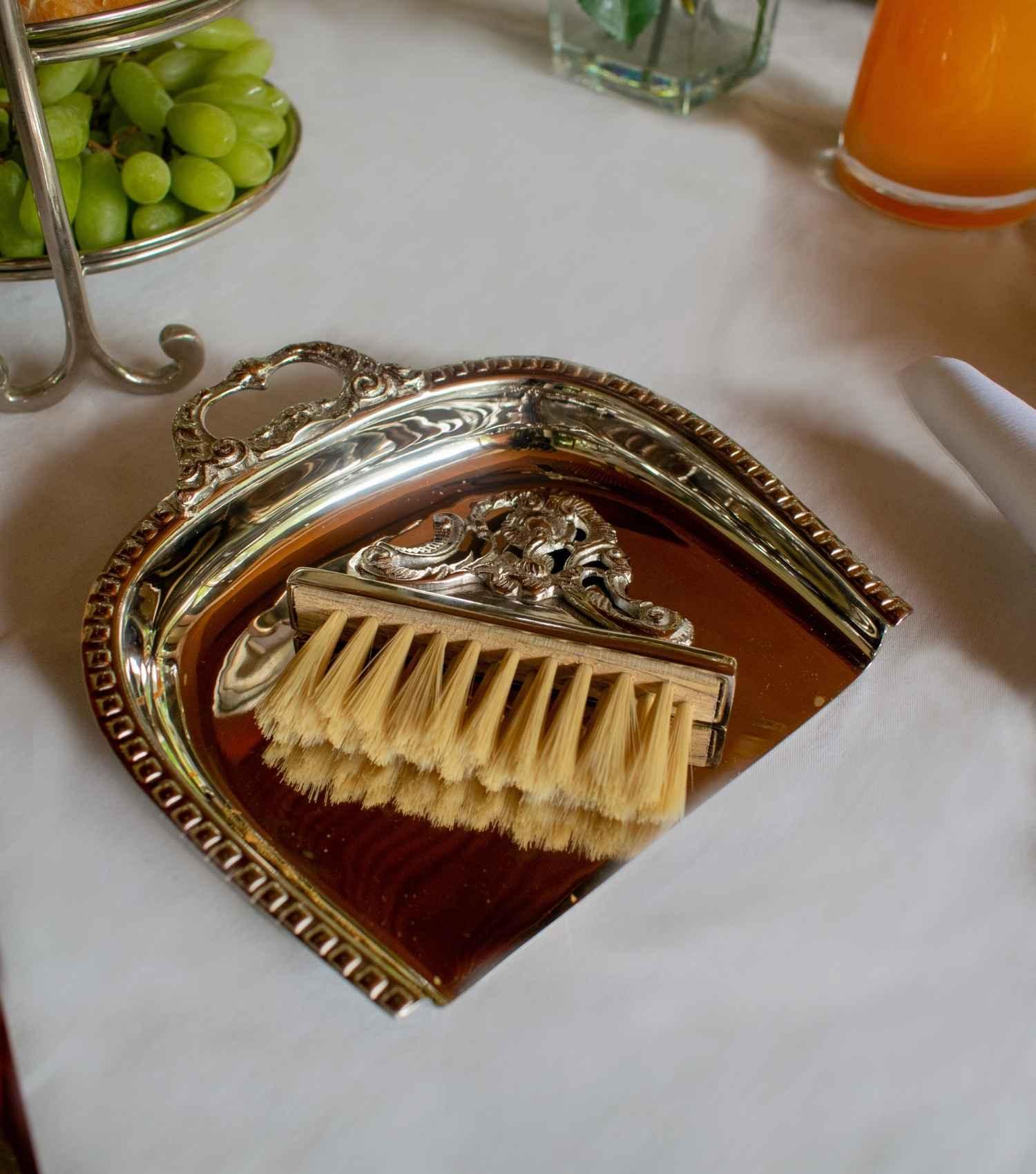 Anabelle Dust Picker - Elvy Lifestyle