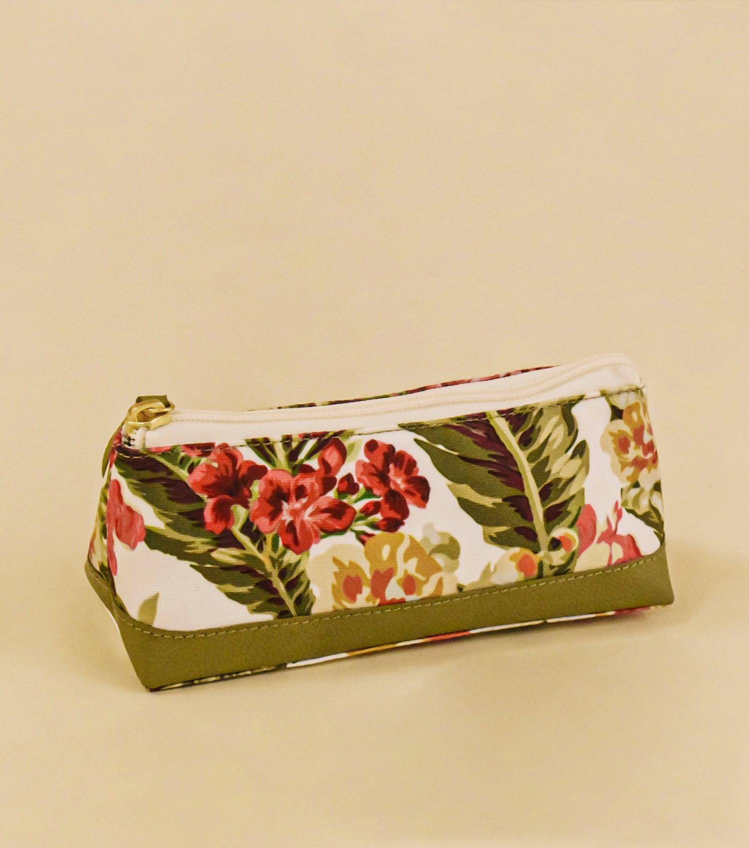 Botanic Travel Pouch Small - Elvy Lifestyle
