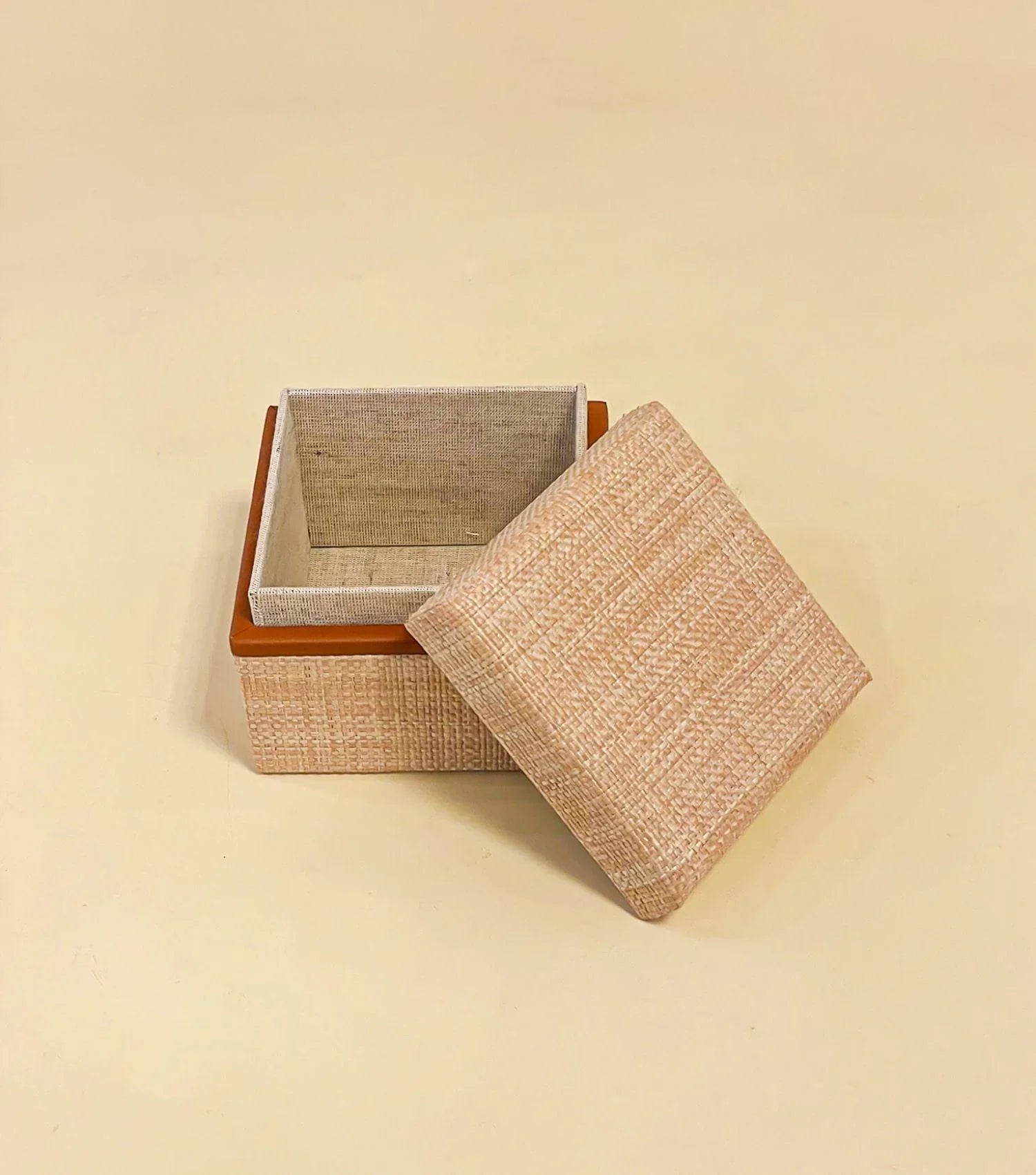 Raffia Small Box - Elvy Lifestyle