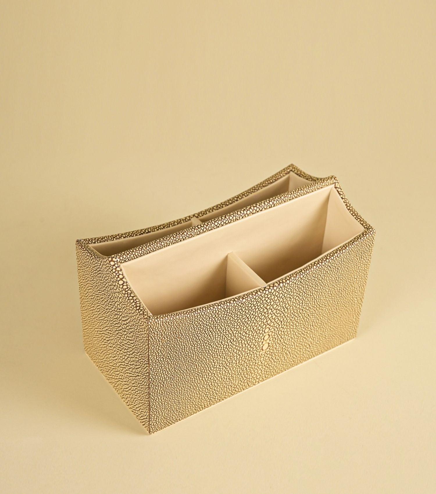 Stingray Remote Holder - Elvy Lifestyle