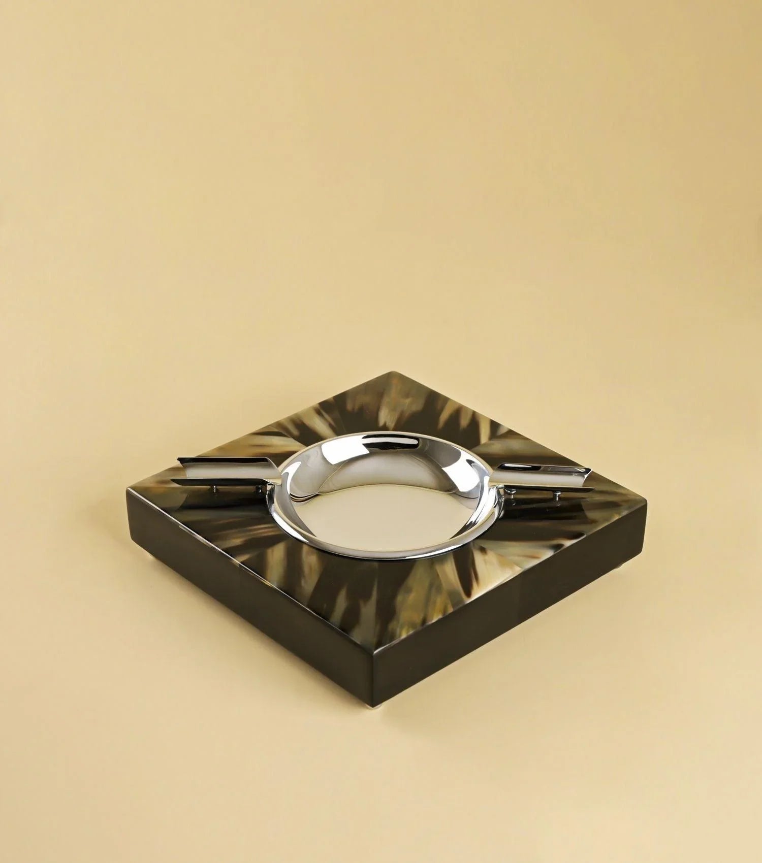 Horn Ashtray - Elvy Lifestyle