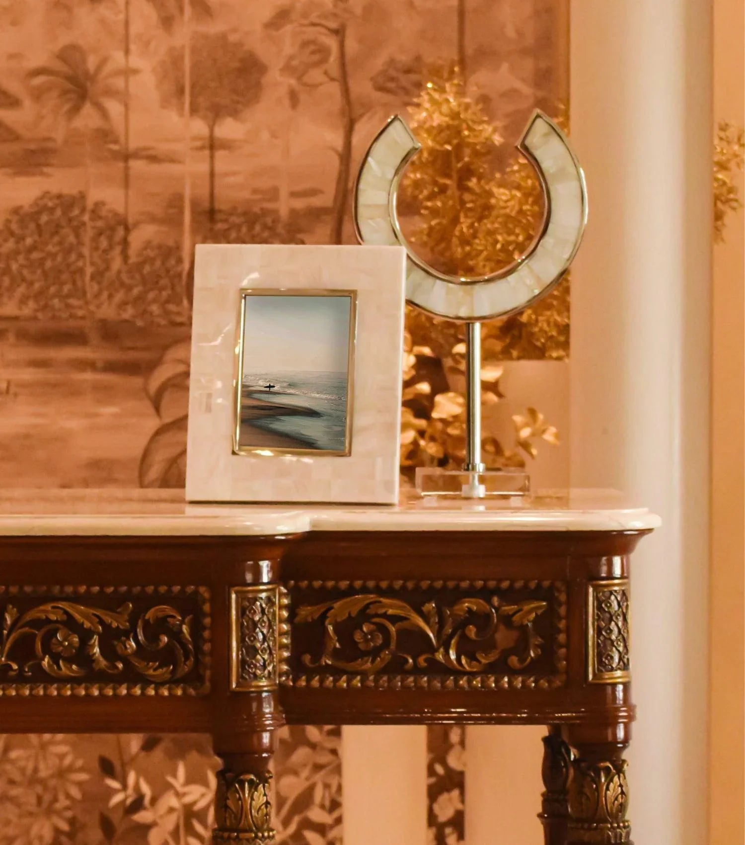 MOP Sculpture - Elvy Lifestyle