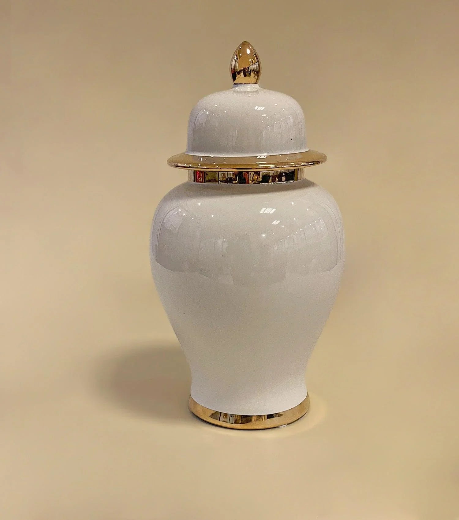 Magnolia Ginger Jar - Elvy Lifestyle