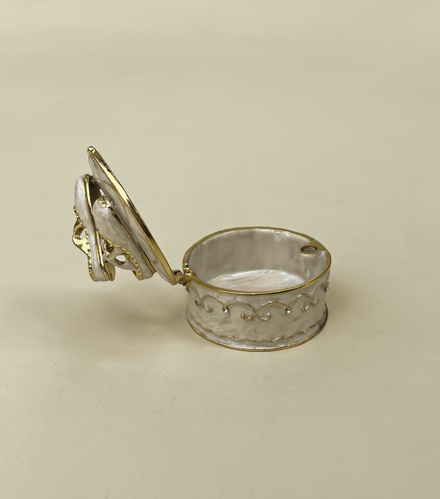 Pies De Bebe Trinket Box - Elvy Lifestyle