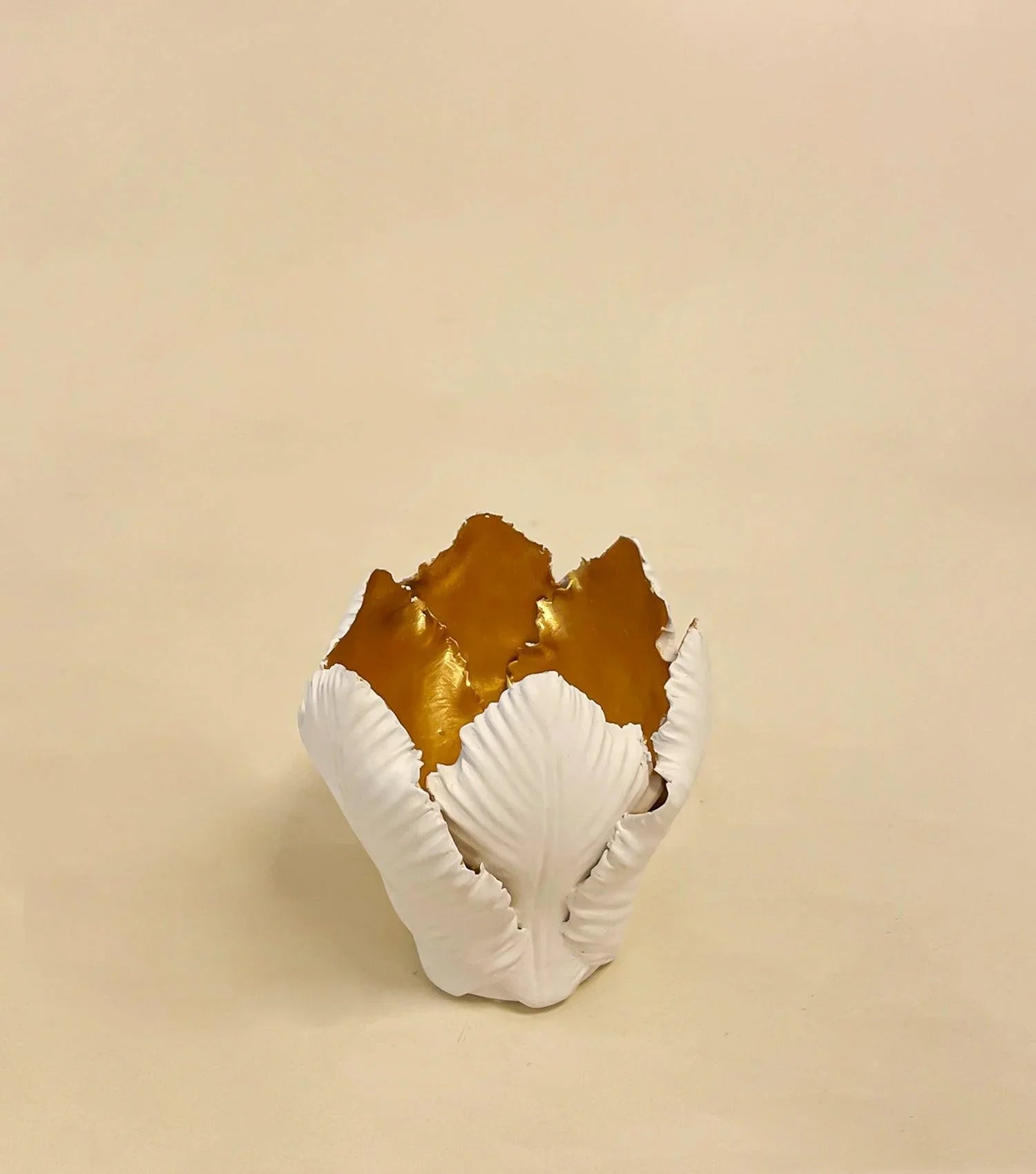 Magnolia Leaf Candle Holder - Small - Elvy Lifestyle