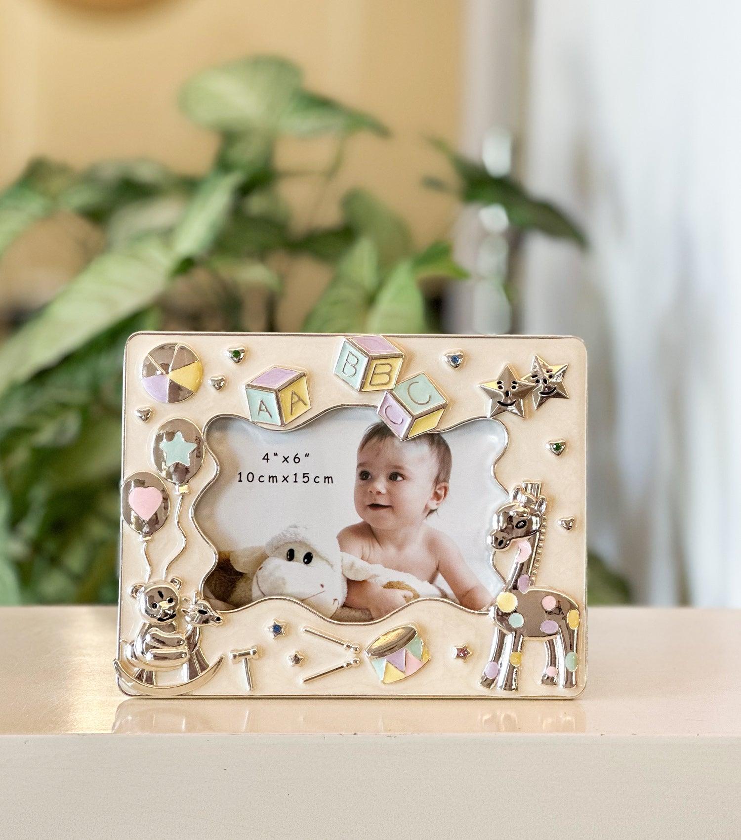 Juvenile Frame 4"x6" - Elvy Lifestyle