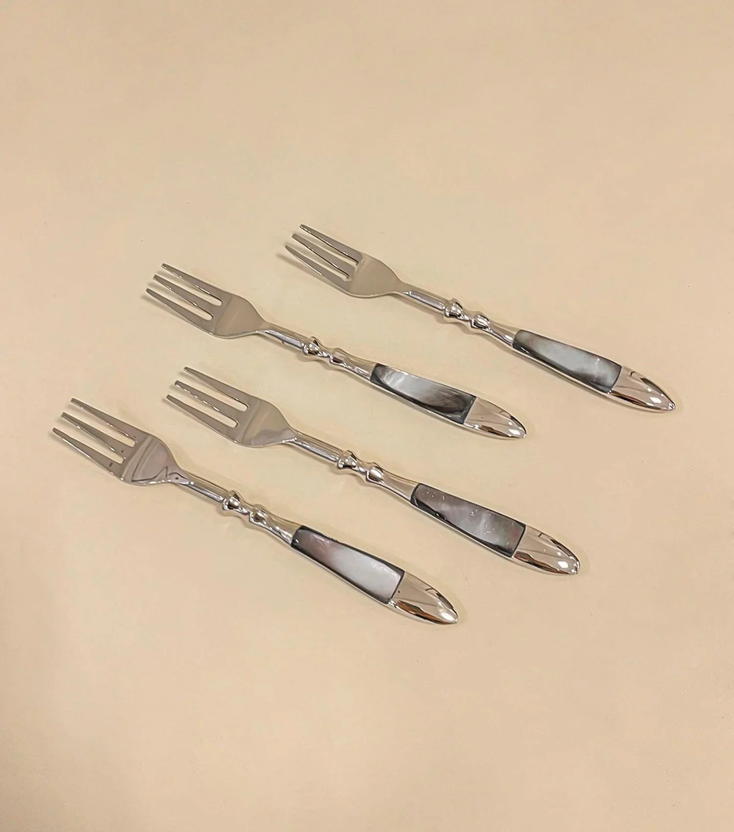 MOP Desert Fork Black set of 4 - Elvy Lifestyle