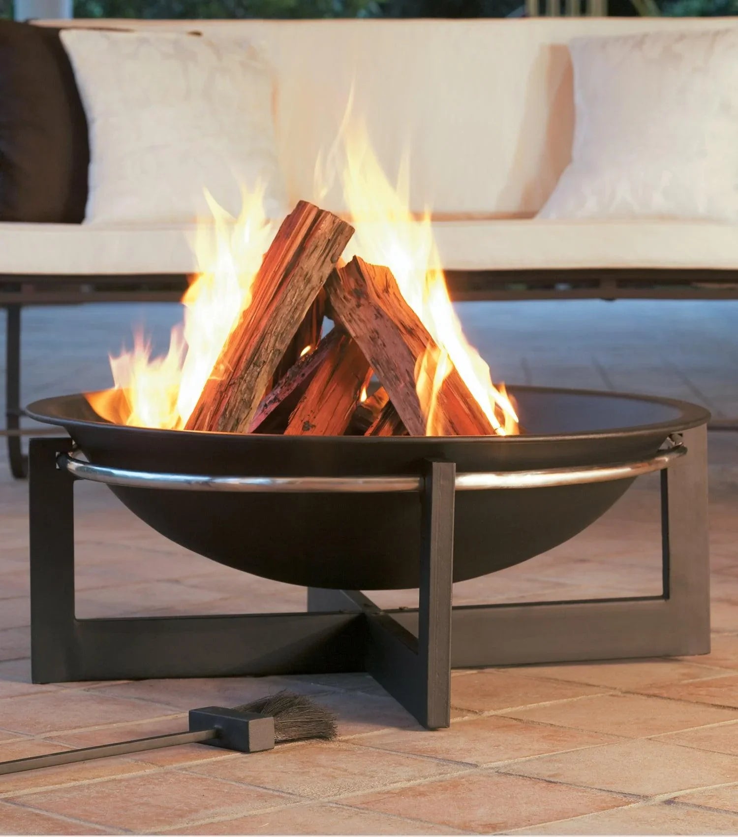 Embers fire pit - Elvy Lifestyle