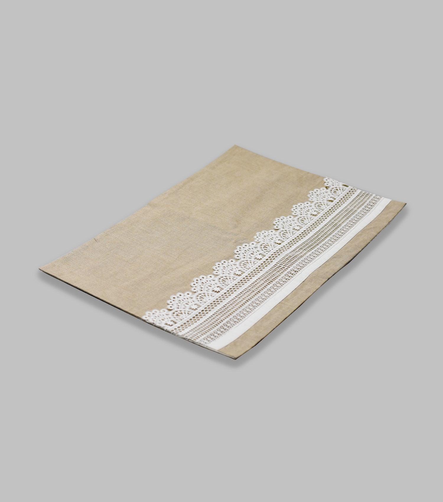 Linen placemat w/lace - Elvy Lifestyle