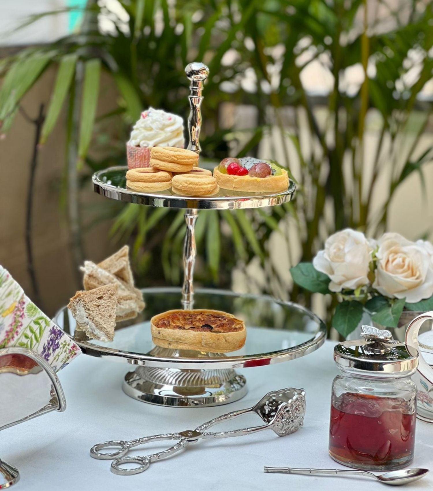 Pinnacle 2 Tier Stand With Ring - Elvy Lifestyle