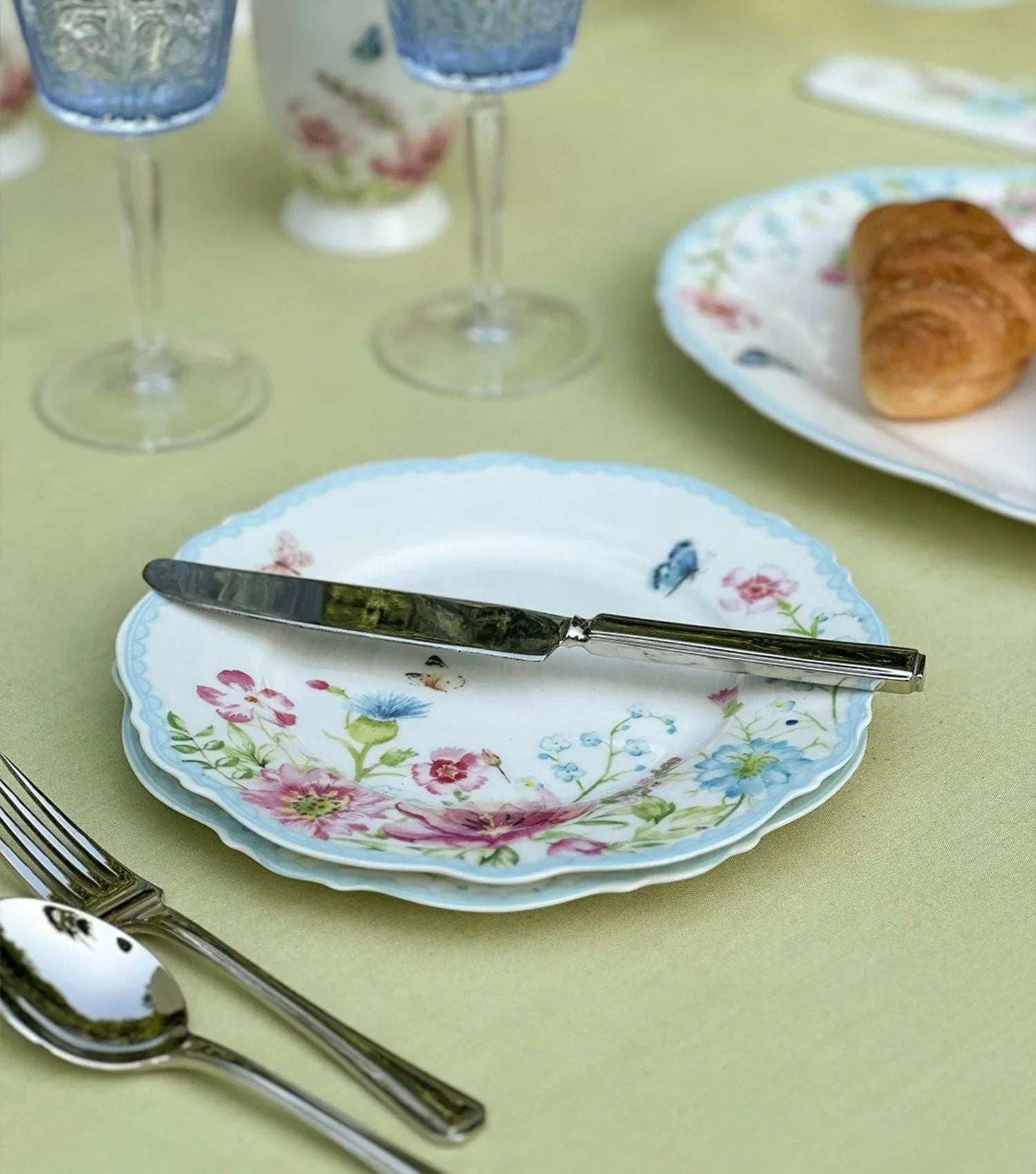 Floral Snack Set of 5 - Elvy Lifestyle