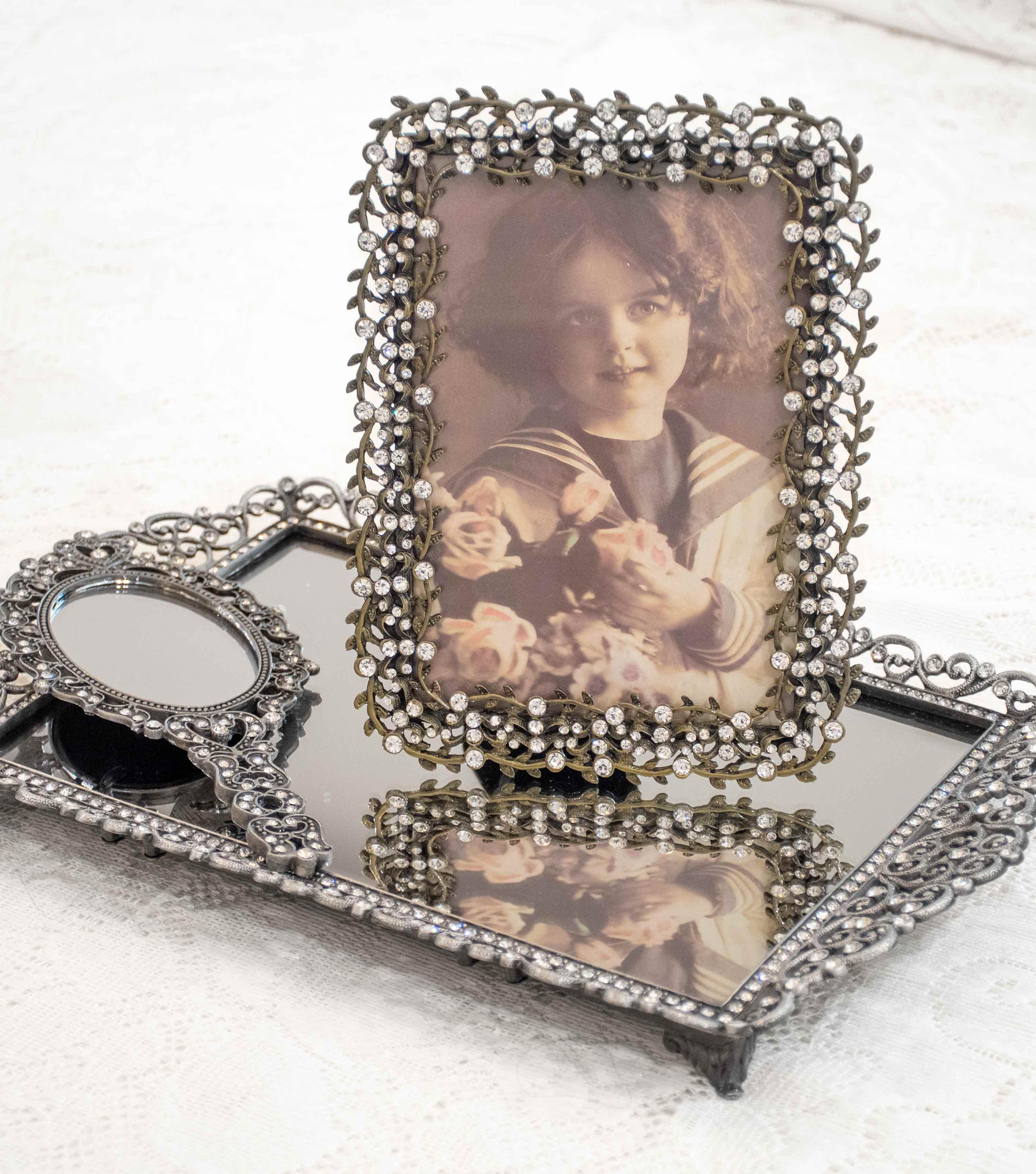 Brilliance Hand Mirror - Elvy Lifestyle