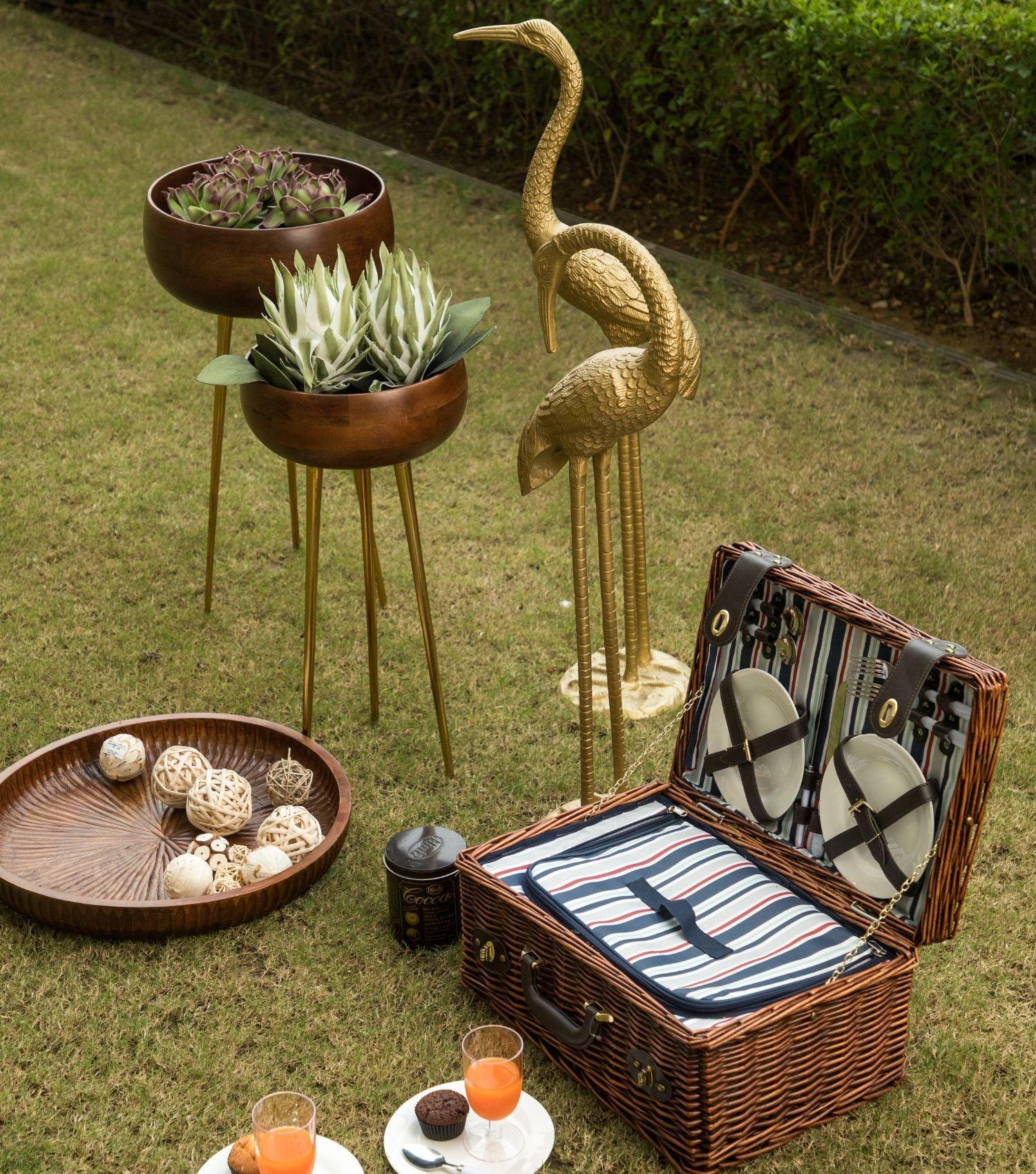 Willow picnic basket brown for 4 people - Elvy Lifestyle