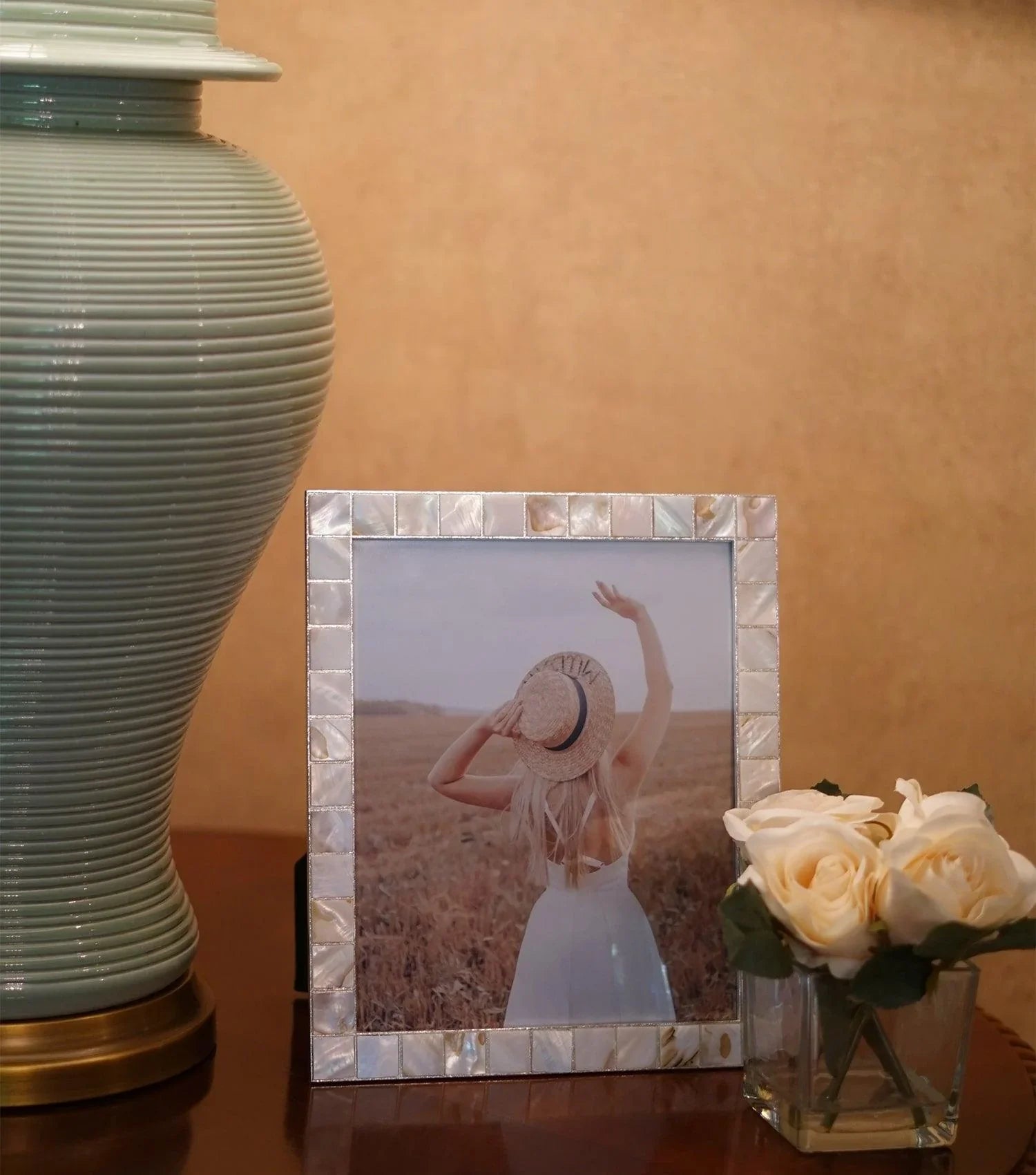 Mother of Pearl Frame 8"x10" - Elvy Lifestyle