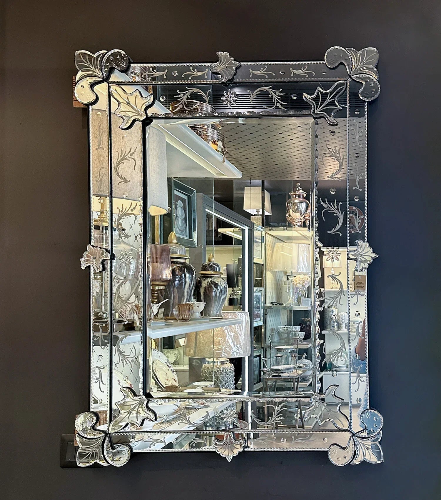 Roma Queen Mirror Rec