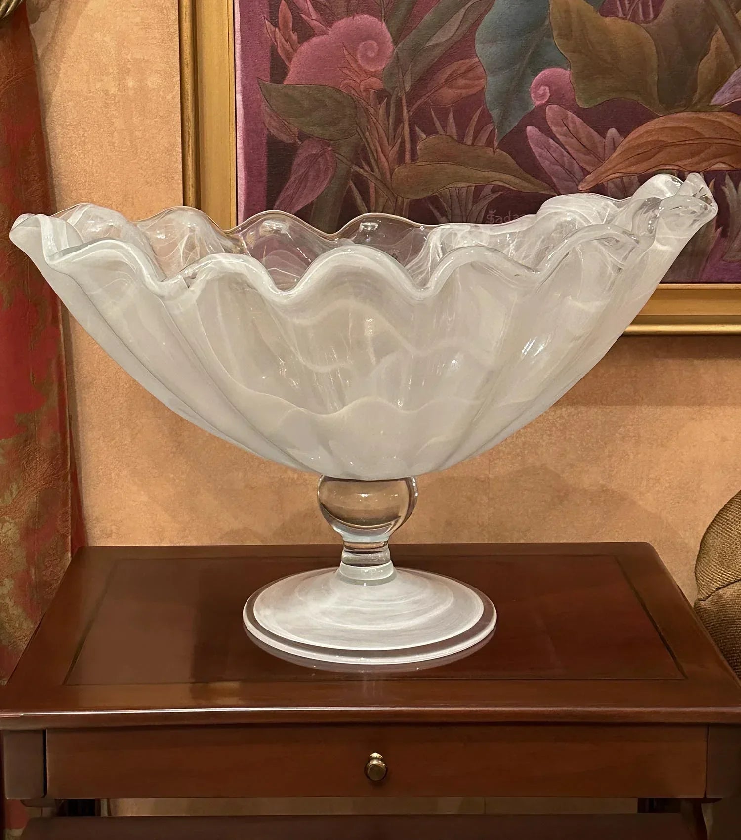 Mistique Bowl on stand