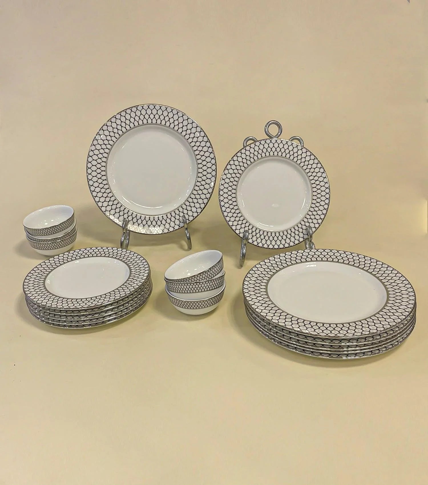 Platine Add on Dinner Set of 18 - Elvy Lifestyle