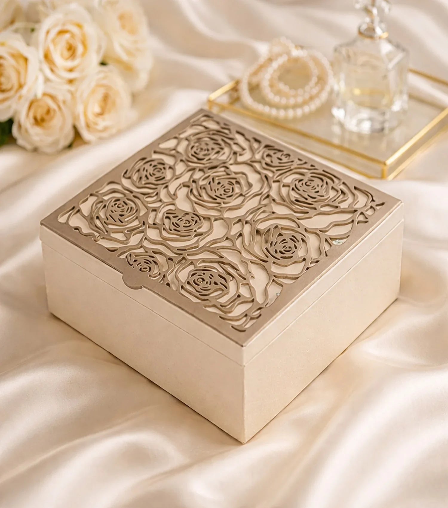 Rosette Box - Taupe