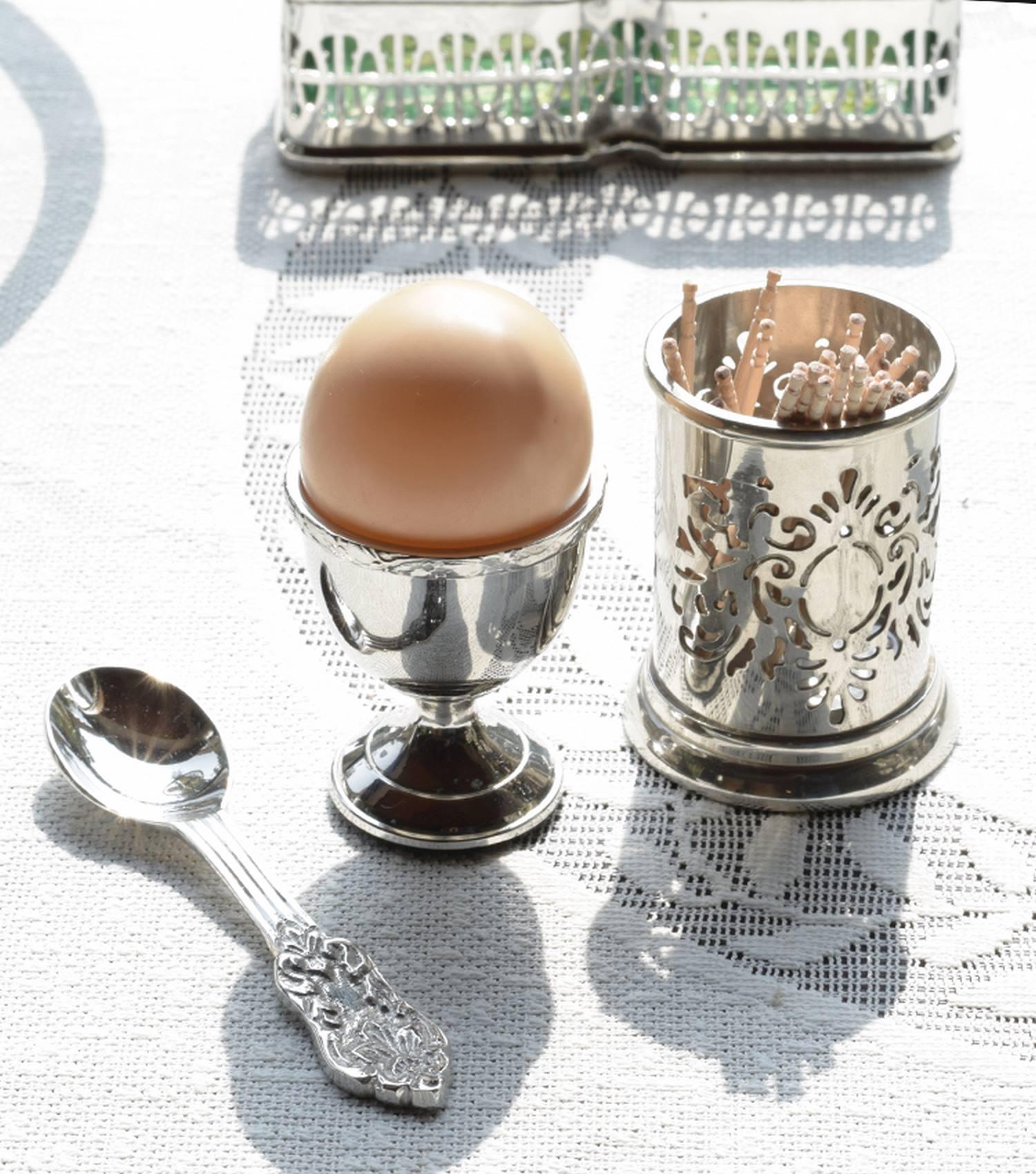 Egg Cup with Spoon - Elvy Lifestyle