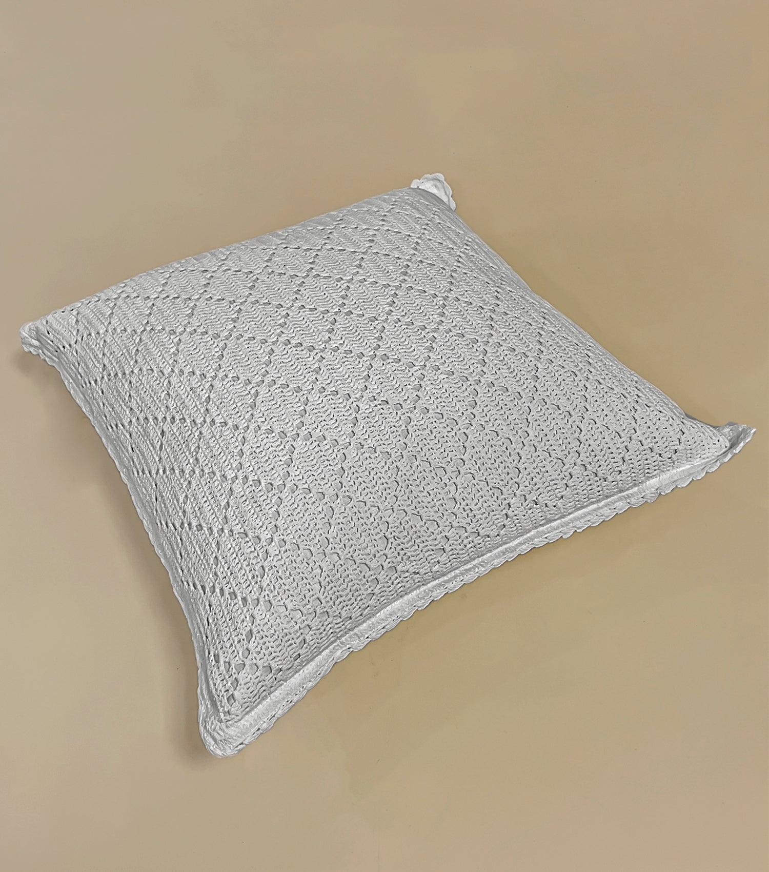 Diamond Delight Crochet Cushion with Filler