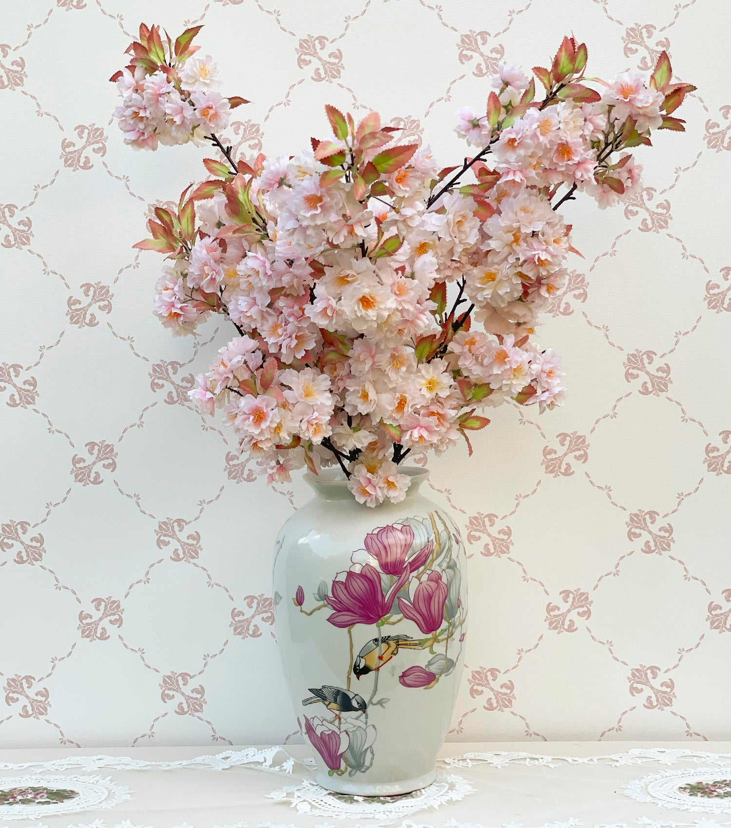 Magnolia Printed Vase - Elvy Lifestyle