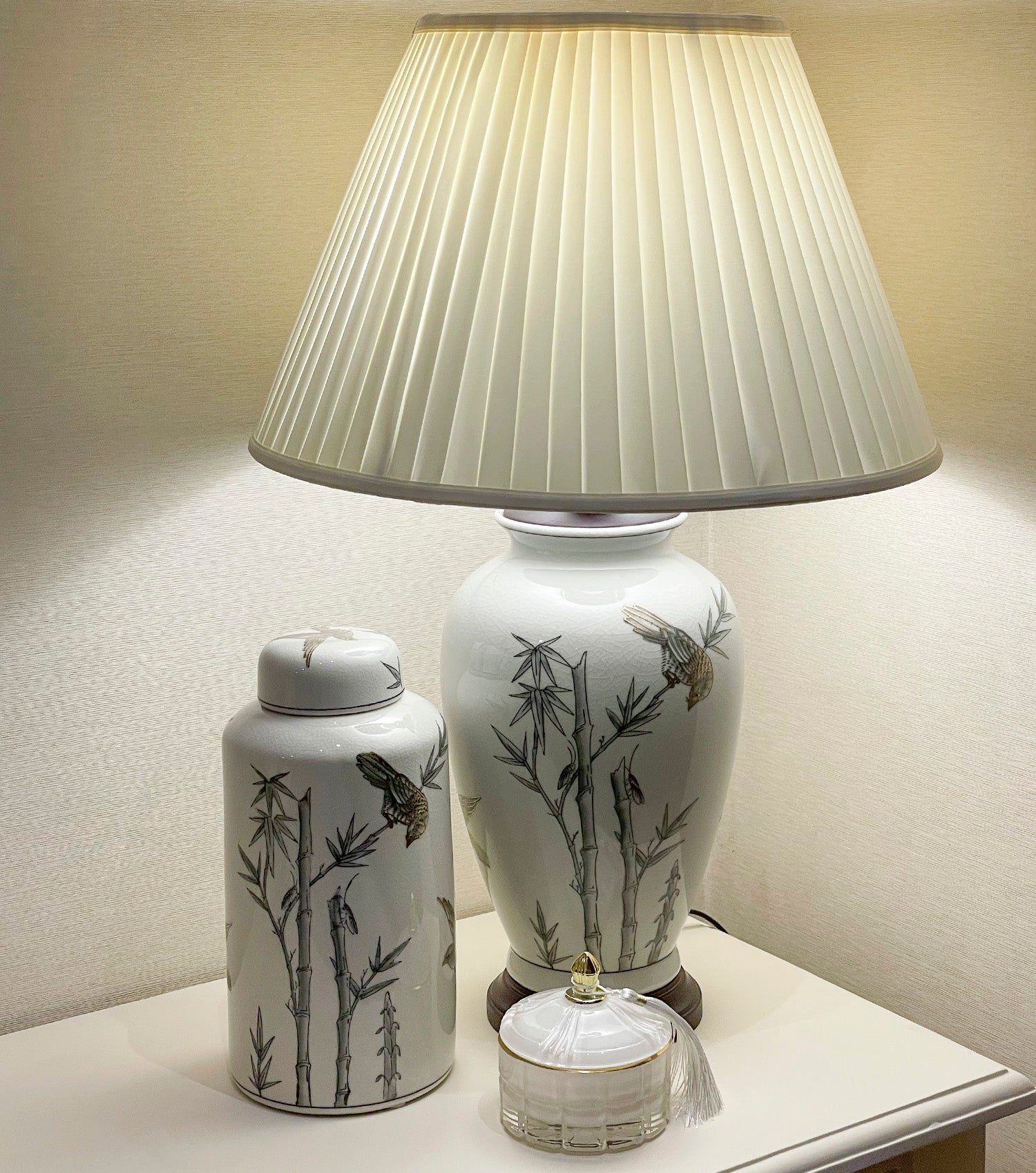 Magnolia Lamp