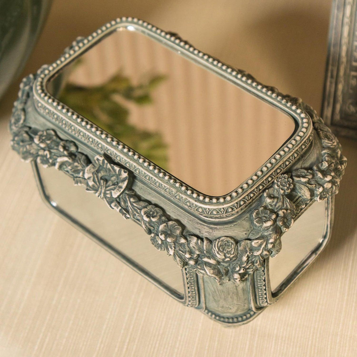 Empress Mirror Jewel Box