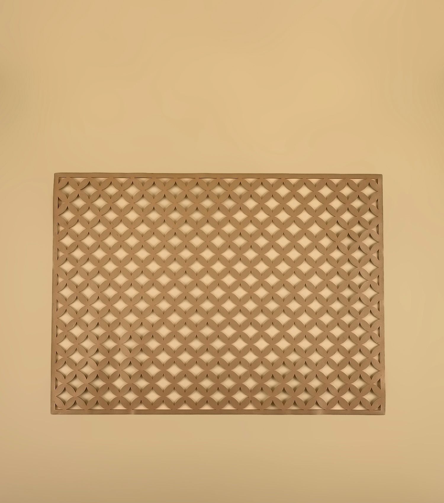 Fretwork Placemat Silver-Gold
