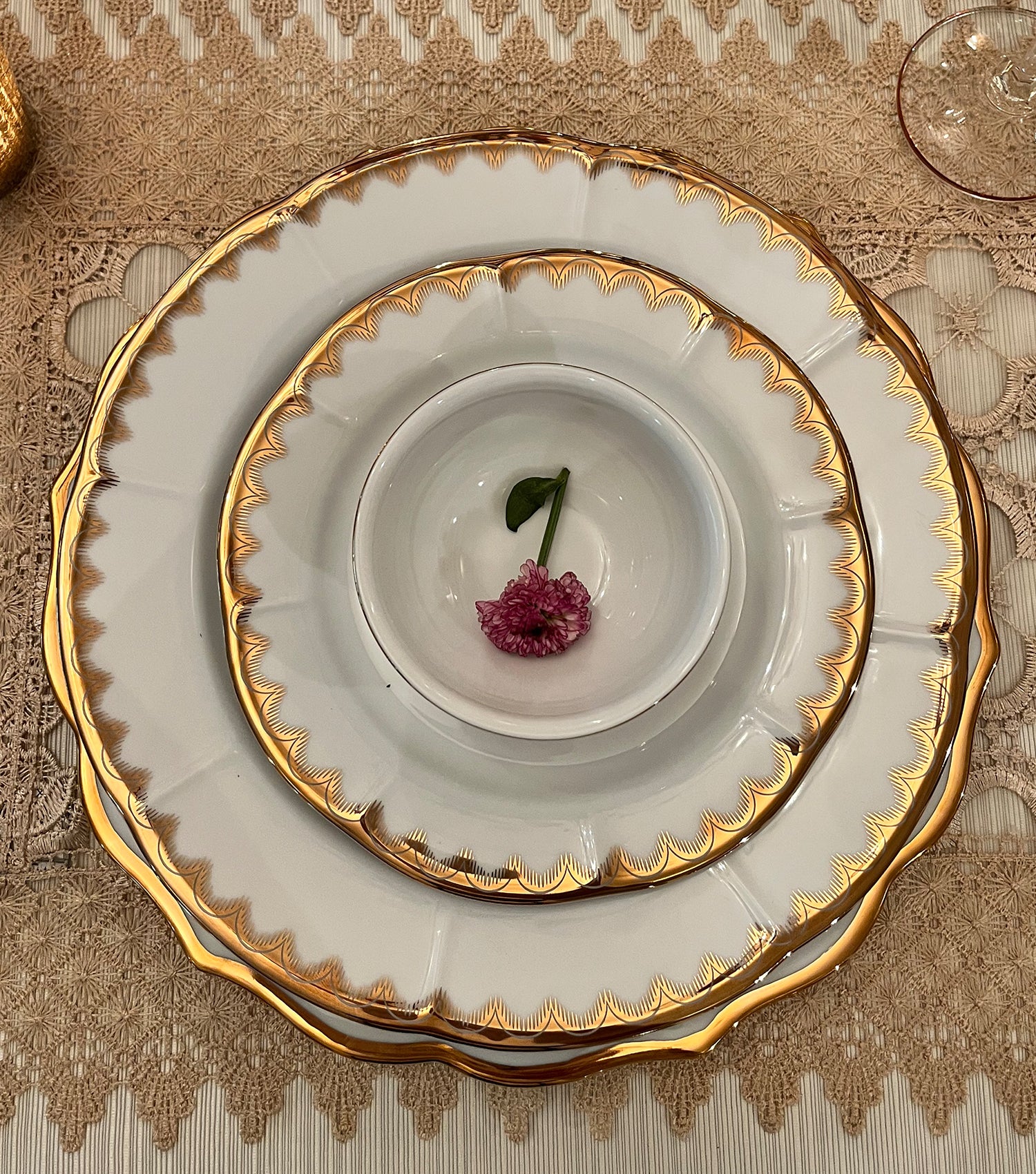 Gilded Add on Dinner Set of 18 - Elvy Lifestyle