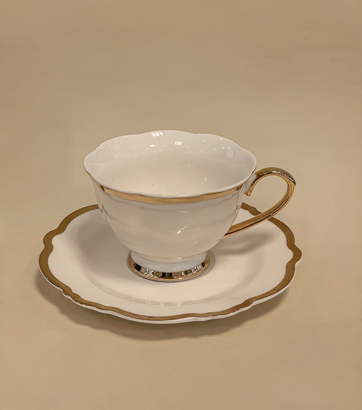 Pristine Tea Cup & Saucer set of 12