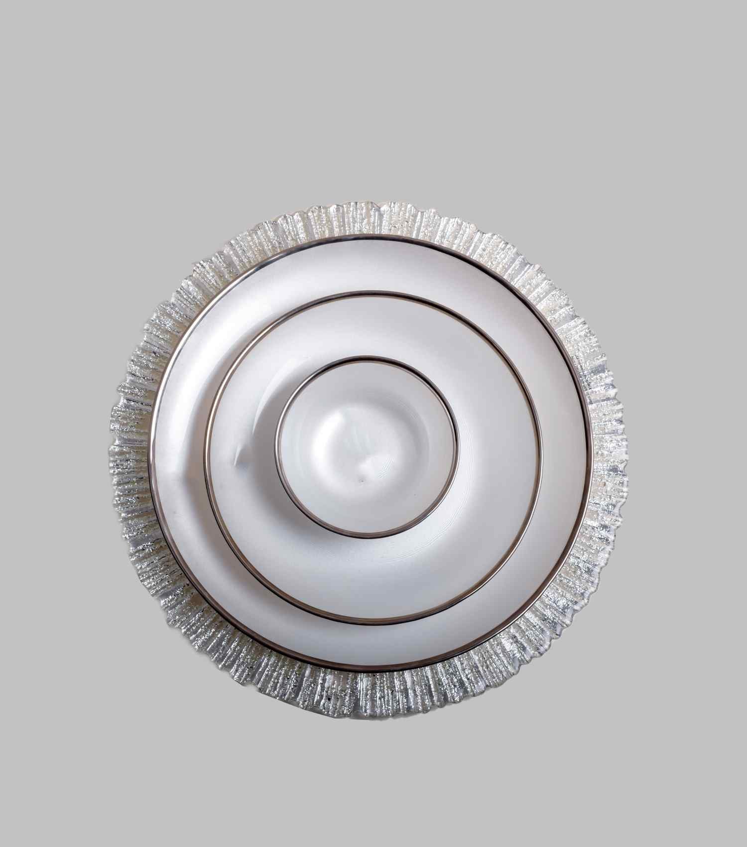 Atlas Charger Plate Silver