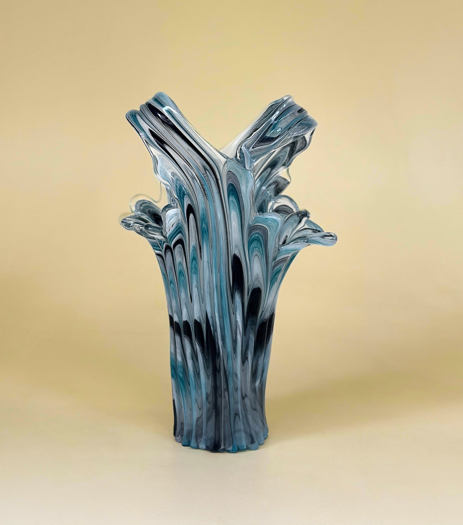 Lamina Vase